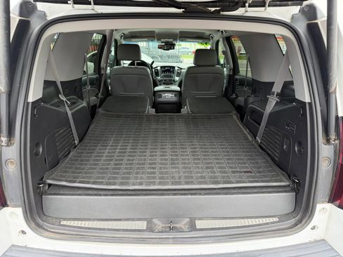 Used 2015 Chevrolet Tahoe LT w/ Luxury Package AWD/4WD image 17