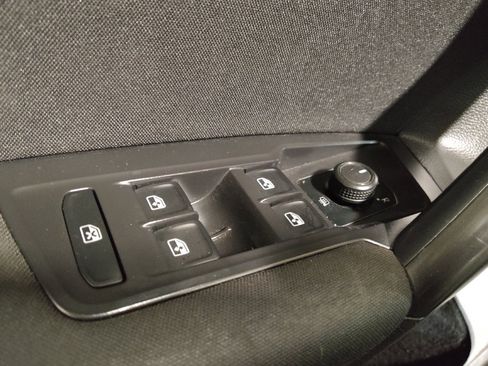 Used 2021 Volkswagen Tiguan S AWD/4WD image 27