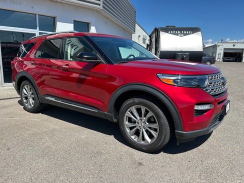 Used 2021 Ford Explorer Limited image 3