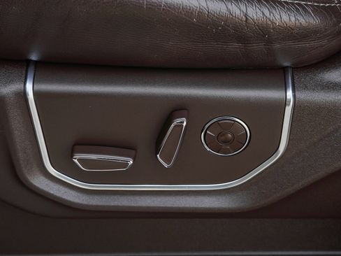 Used 2019 Ford F150 Limited image 17