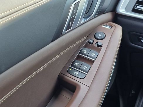 Used 2026 BMW X5 sDrive40i w/ Premium Package RWD image 20