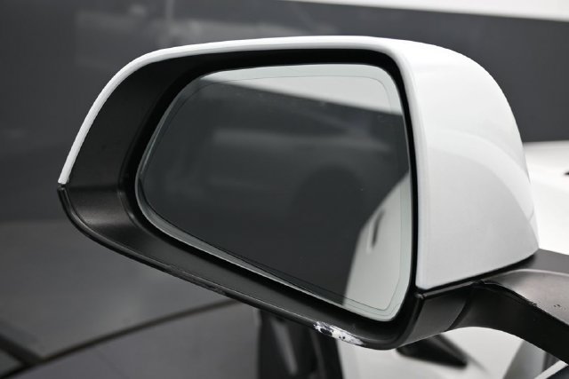 Used 2023 Tesla Model 3 Standard Range RWD image 5