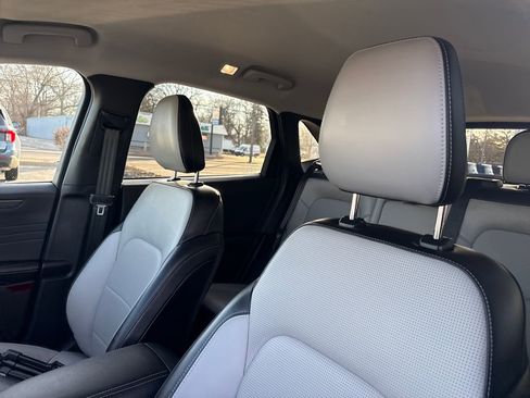 Used 2025 Ford Escape Platinum image 24