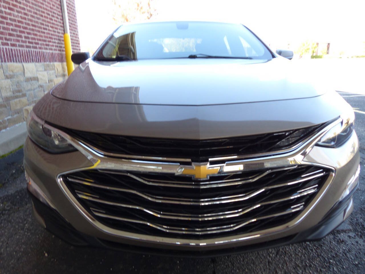 Used 2022 Chevrolet Malibu LS FWD image 12