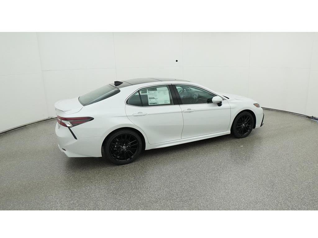 Used 2024 Toyota Camry XSE w/ Navigation Package FWD image 13