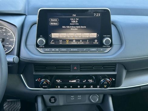 New 2026 Nissan Rogue SV w/ Cold Weather Package AWD/4WD image 18