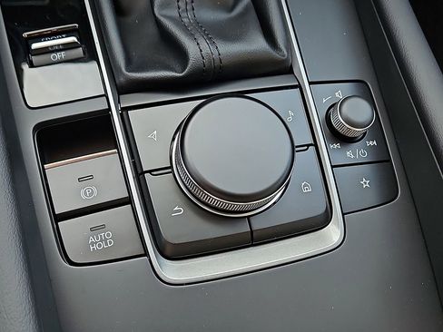 New 2026 MAZDA MAZDA3 2.5 S Sedan w/ Preferred Pkg image 17