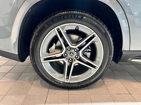 New 2026 Mercedes-Benz GLS 450 4MATIC image 17