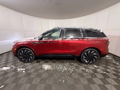 New 2024 Lincoln Nautilus Reserve w/ Equipment Group 202A image 2