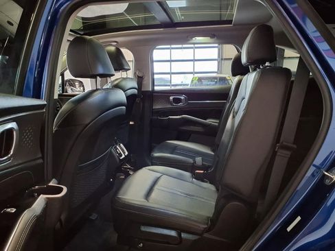 Used 2023 Kia Sorento SX image 15