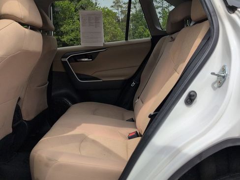 Used 2023 Toyota RAV4 XLE FWD image 22