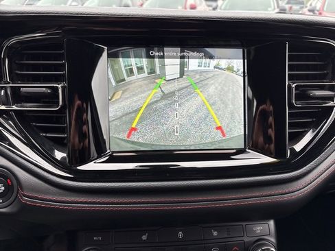 Used 2023 Dodge Durango GT image 25