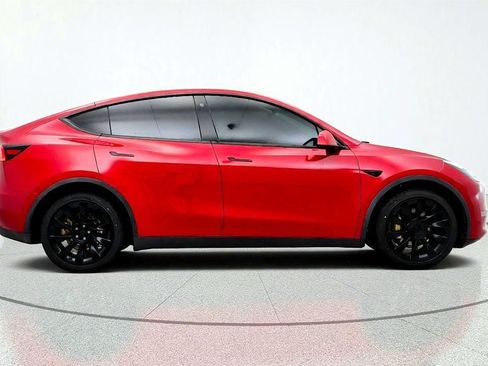 Used 2023 Tesla Model Y Long Range AWD/4WD image 4