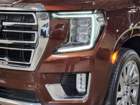 Used 2022 GMC Yukon SLT w/ SLT Premium Package RWD image 14