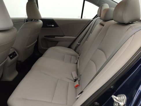 Used 2015 Honda Accord EX-L image 18