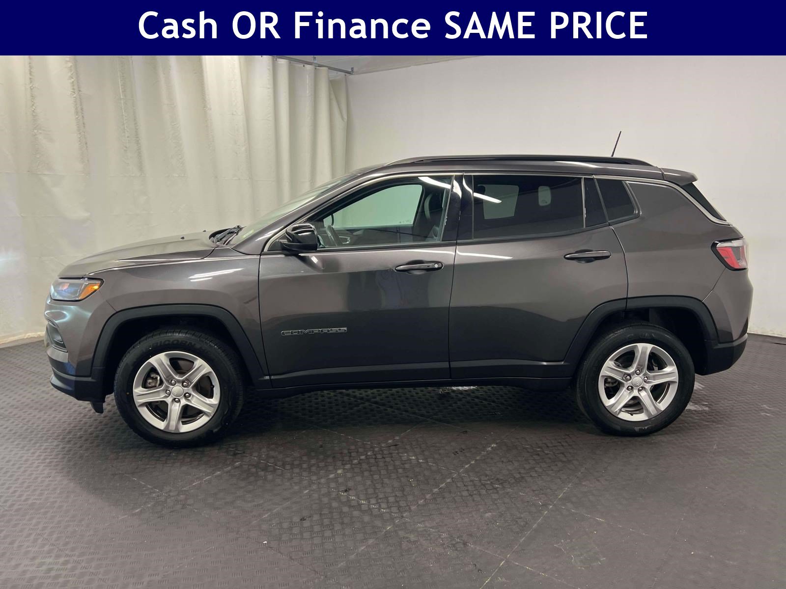 Certified 2023 Jeep Compass Latitude AWD/4WD image 10
