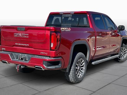 Used 2019 GMC Sierra 1500 AT4 w/ Off Road Performance Package image 12
