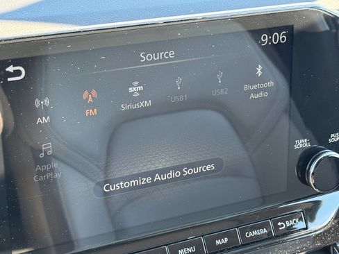 Certified 2025 Nissan Pathfinder SL image 22