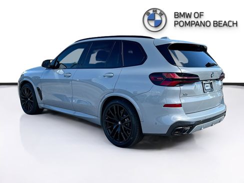 New 2026 BMW X5 M60i image 4