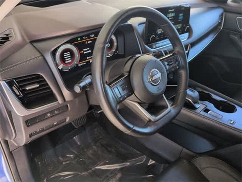 Used 2023 Nissan Rogue Platinum w/ Platinum Premium Package image 10