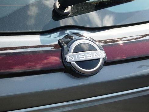 New 2025 Nissan Kicks Play S image 10