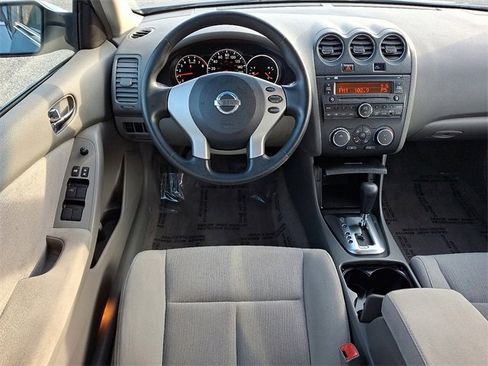 Used 2010 Nissan Altima 2.5 S image 11