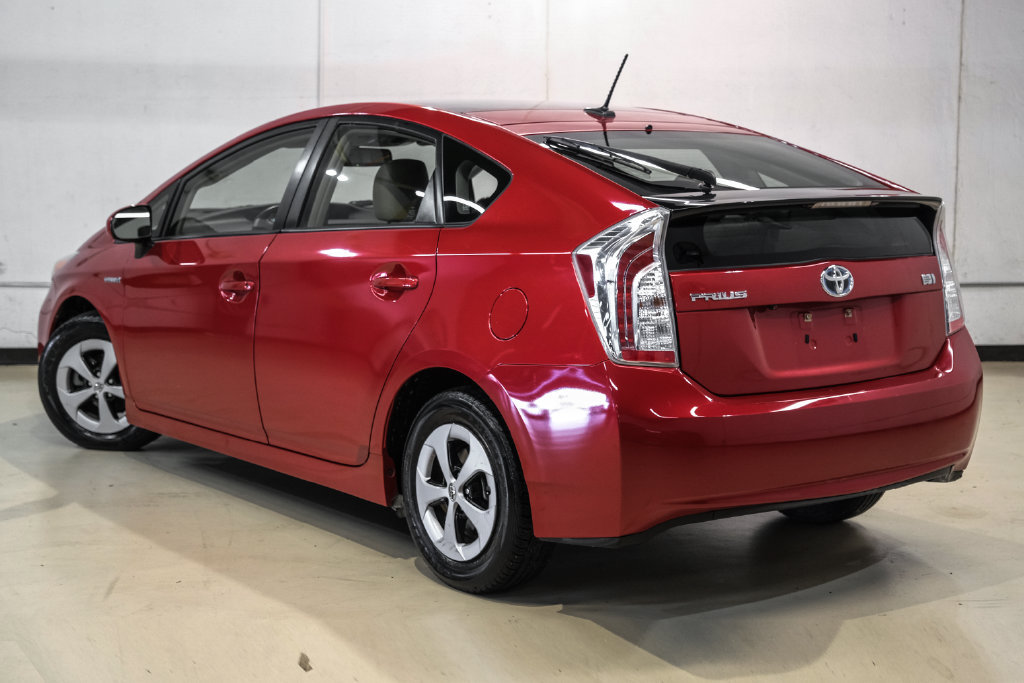 Used 2012 Toyota Prius Four w/ Deluxe Solar Roof Pkg FWD image 11