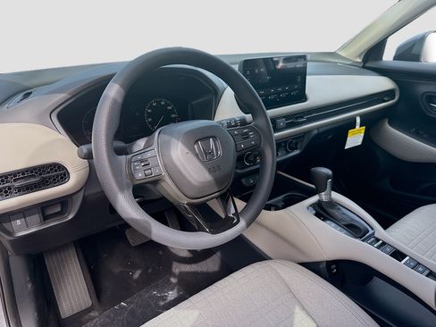 New 2027 Honda HR-V LX image 9