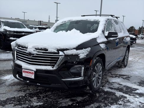 Used 2023 Chevrolet Traverse Premier w/ LPO, Floor Liner Package image 2