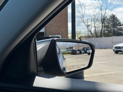 Used 2018 GMC Terrain SLE image 35