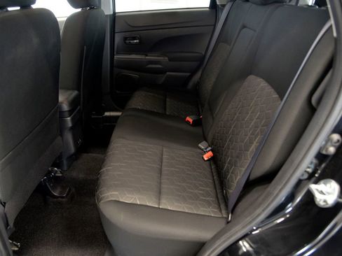 Used 2025 Mitsubishi Outlander Sport LE image 28