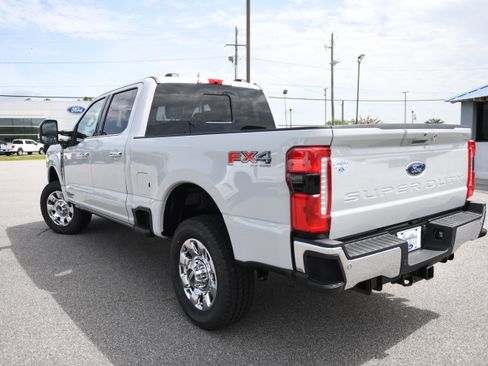 New 2026 Ford F250 Lariat w/ Lariat Premium Package AWD/4WD image 7