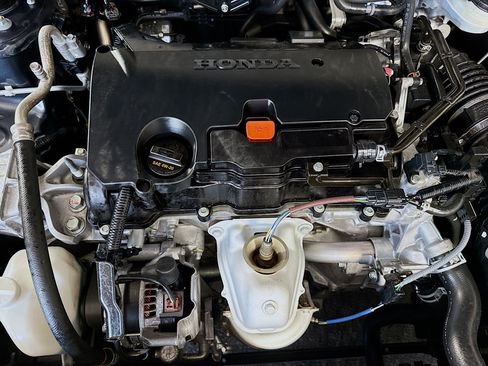 Used 2024 Honda Civic Sport image 39
