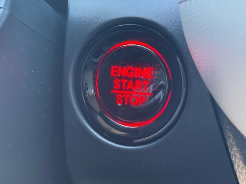 New 2026 Honda HR-V EX-L image 23