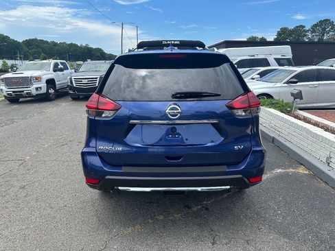 Used 2020 Nissan Rogue SV FWD image 3