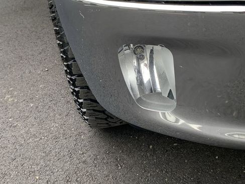 Used 2016 RAM 1500 Laramie w/ Convenience Group image 10