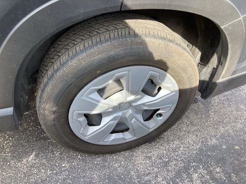 Used 2022 Subaru Forester image 6