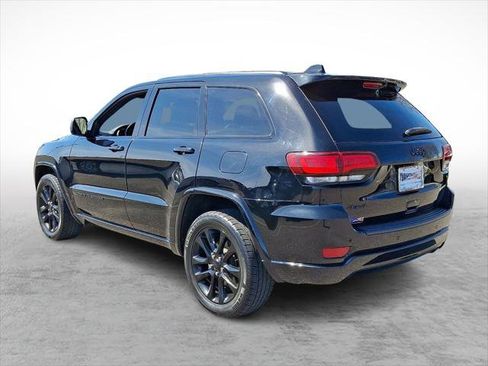Certified 2020 Jeep Grand Cherokee Altitude image 3