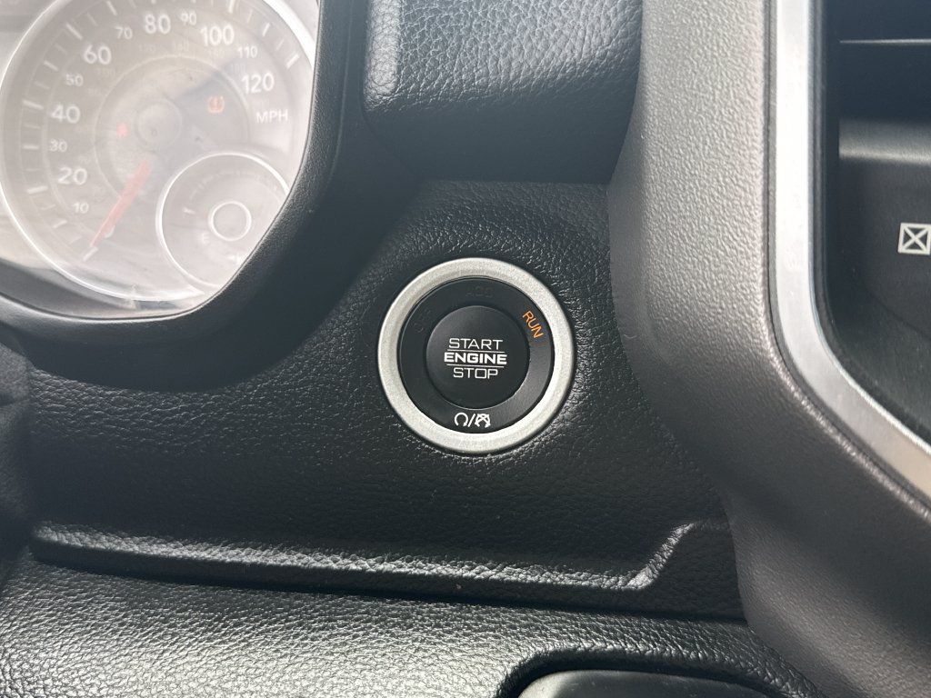 Used 2019 RAM 1500 Big Horn AWD/4WD image 17