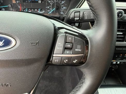Used 2022 Ford Escape SEL FWD image 15