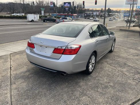 Used 2014 Honda Accord EX image 5
