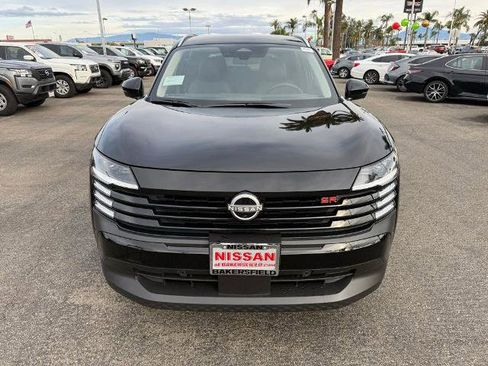 New 2026 Nissan Kicks SR image 2