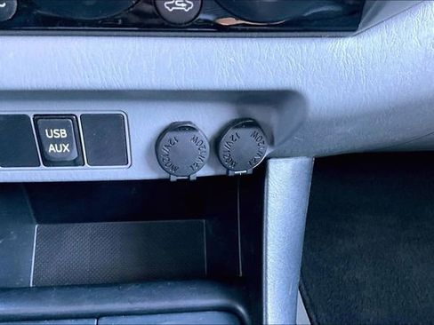 Used 2014 Toyota Tacoma PreRunner w/ TRD Sport Package image 17