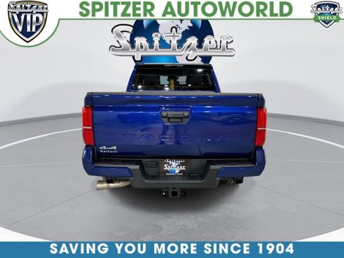 Used 2024 Toyota Tacoma SR5 AWD/4WD image 10