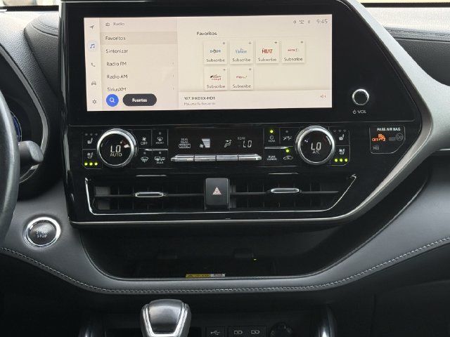 Used 2023 Toyota Highlander Limited FWD image 17