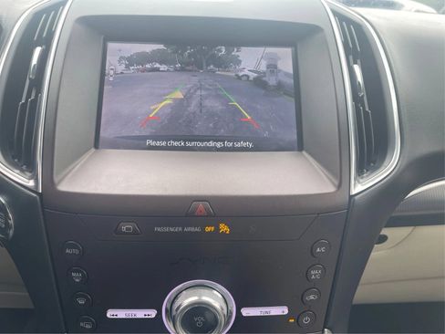 Used 2020 Ford Edge Titanium w/ Equipment Group 301A FWD image 27