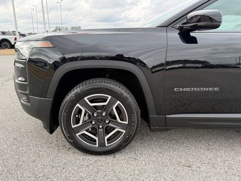 New 2026 Jeep Cherokee Limited image 27