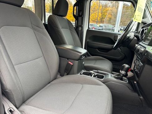 Certified 2022 Jeep Wrangler Unlimited Sport image 24