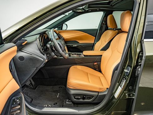 Certified 2025 Lexus RX 350 Premium AWD/4WD image 32