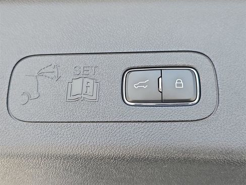 New 2025 Lincoln Aviator 2WD w/ Equipment Group 101A image 14